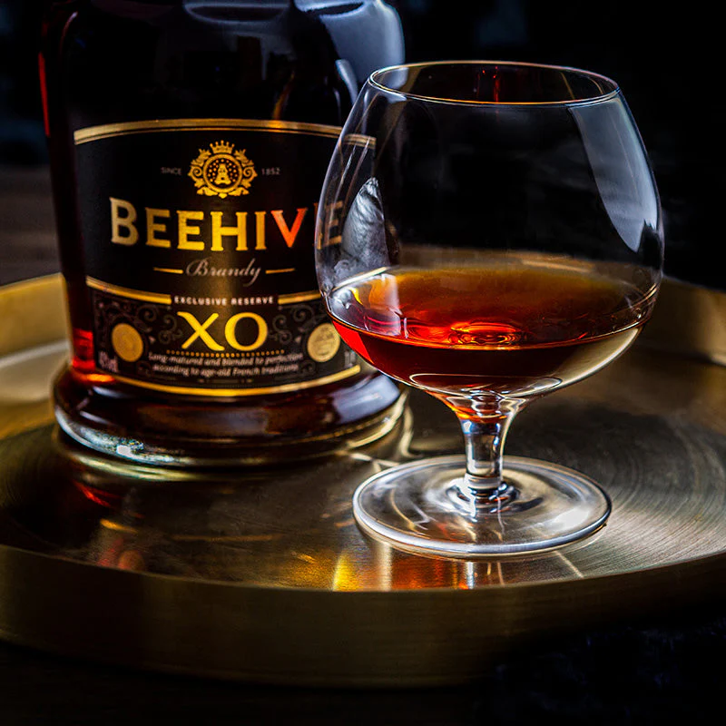 Beehive XO Brandy 700ml - Image 3