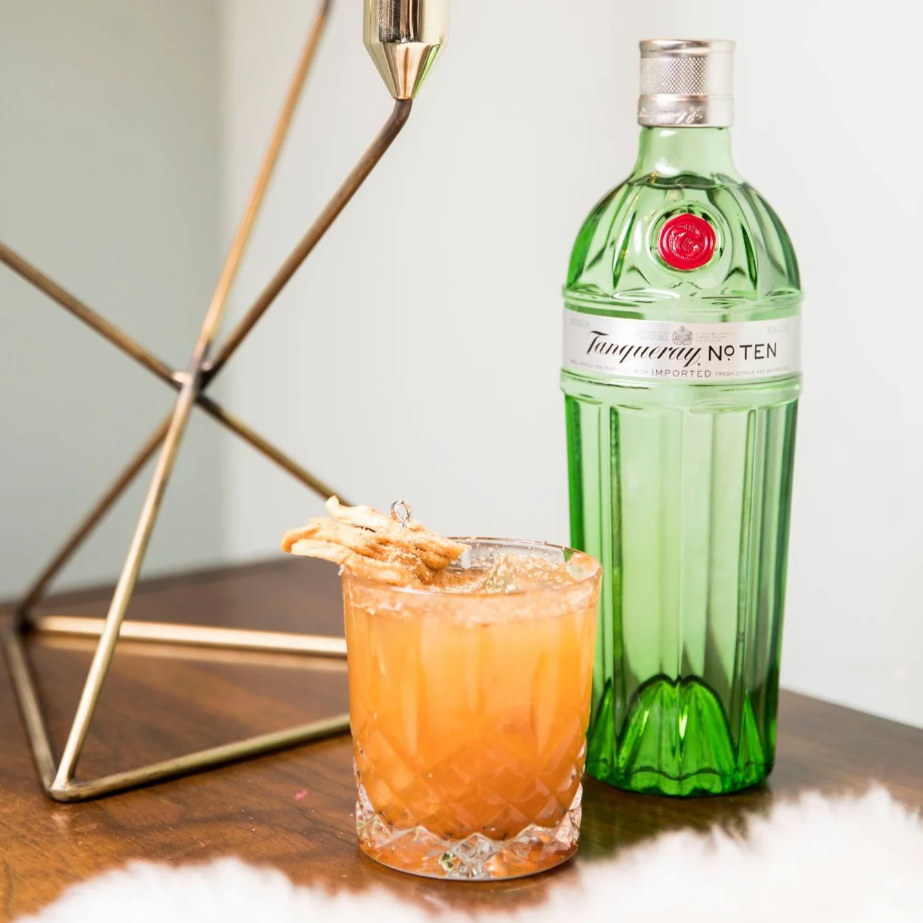 Tanqueray Ten (No. 10) Gin 750ml - Image 3